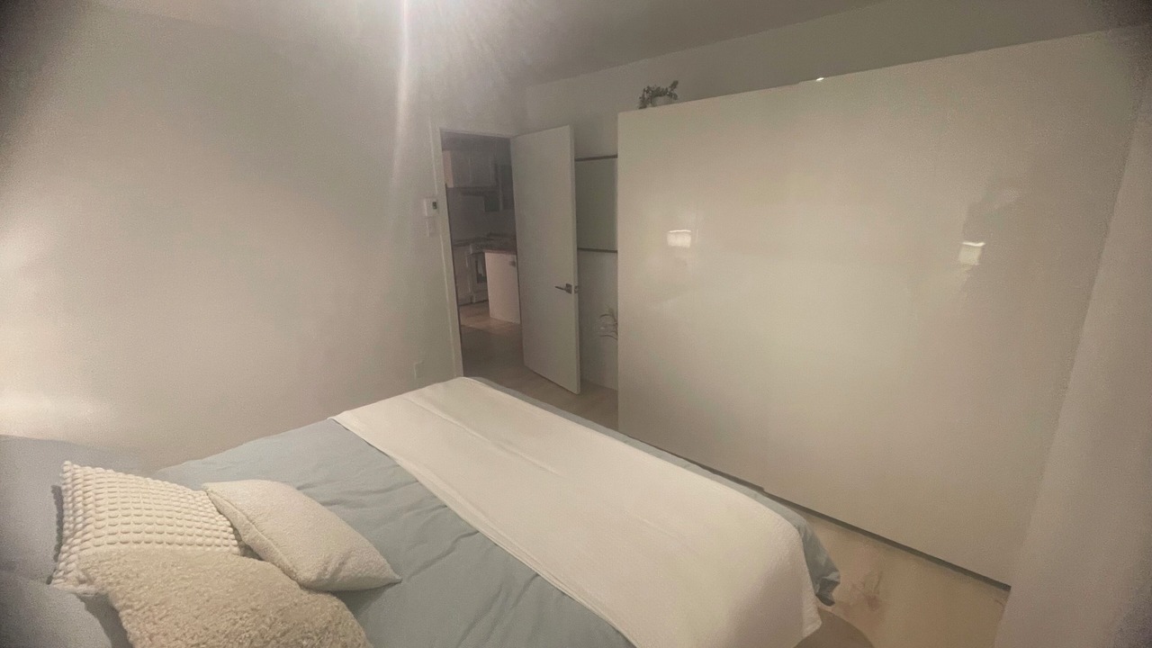 Photo of Bedroom in Saint-Pierre-de-l'lle-d'Orleans
