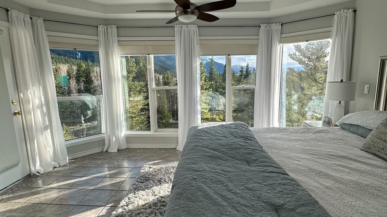 Photo of Bedroom in Jasper East