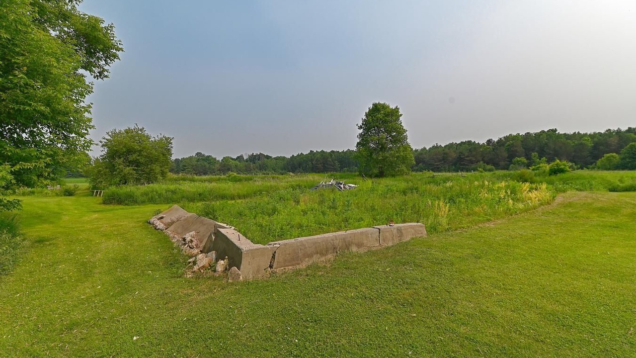 Photo of Outdoor in Clearview