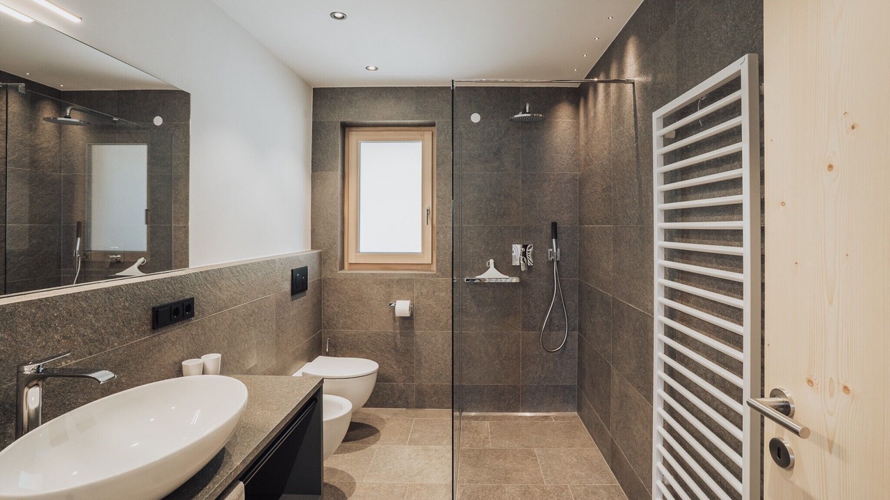 Photo of Bathroom in Caines