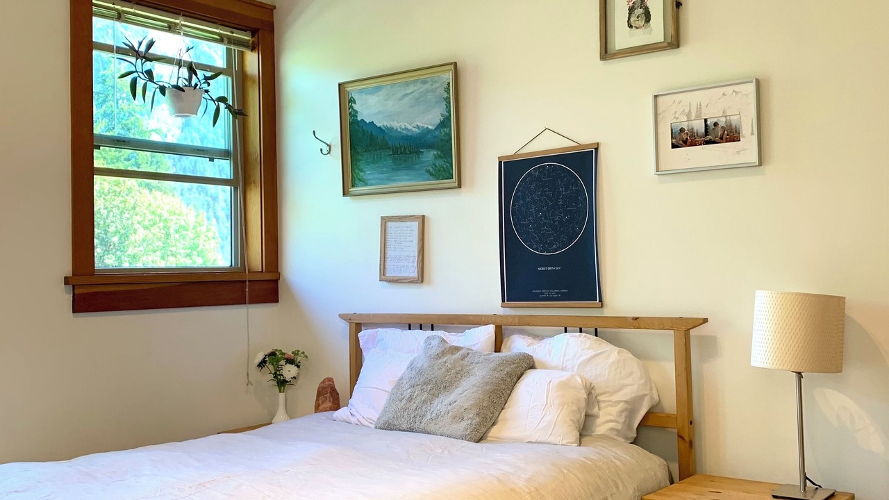 Photo of Bedroom in Squamish