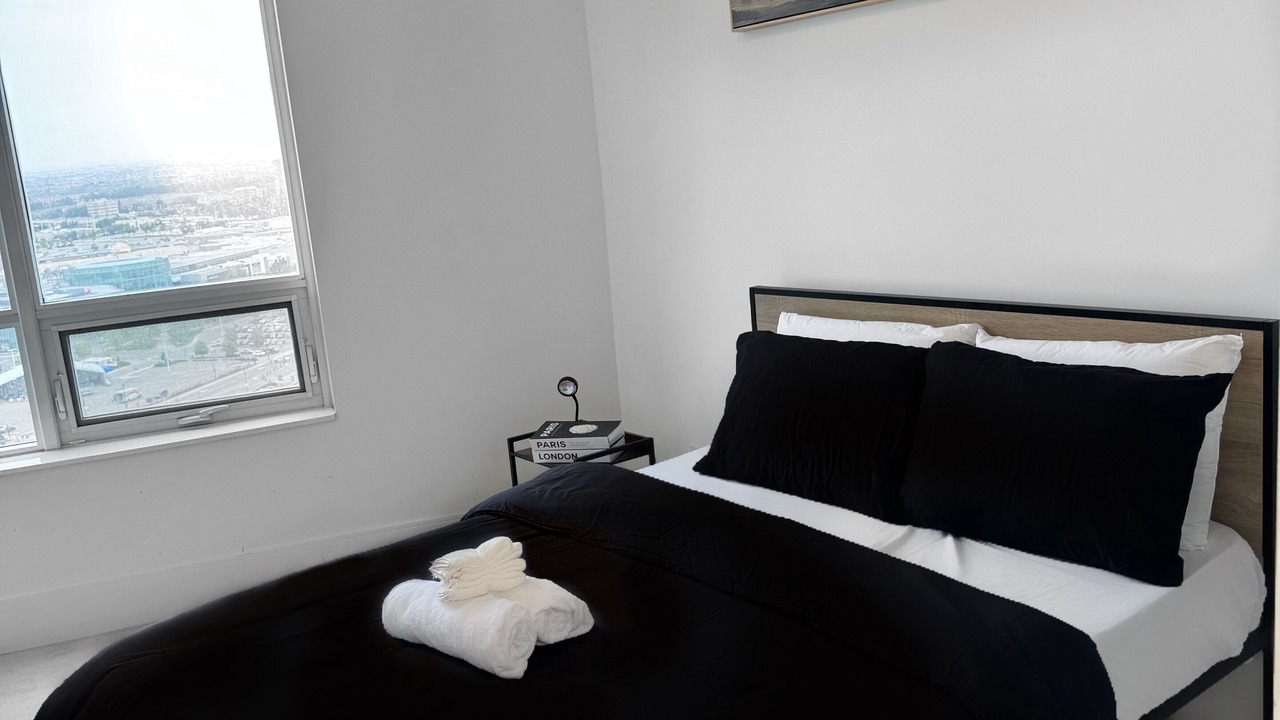 Photo of Bedroom in Downtown Mississauga