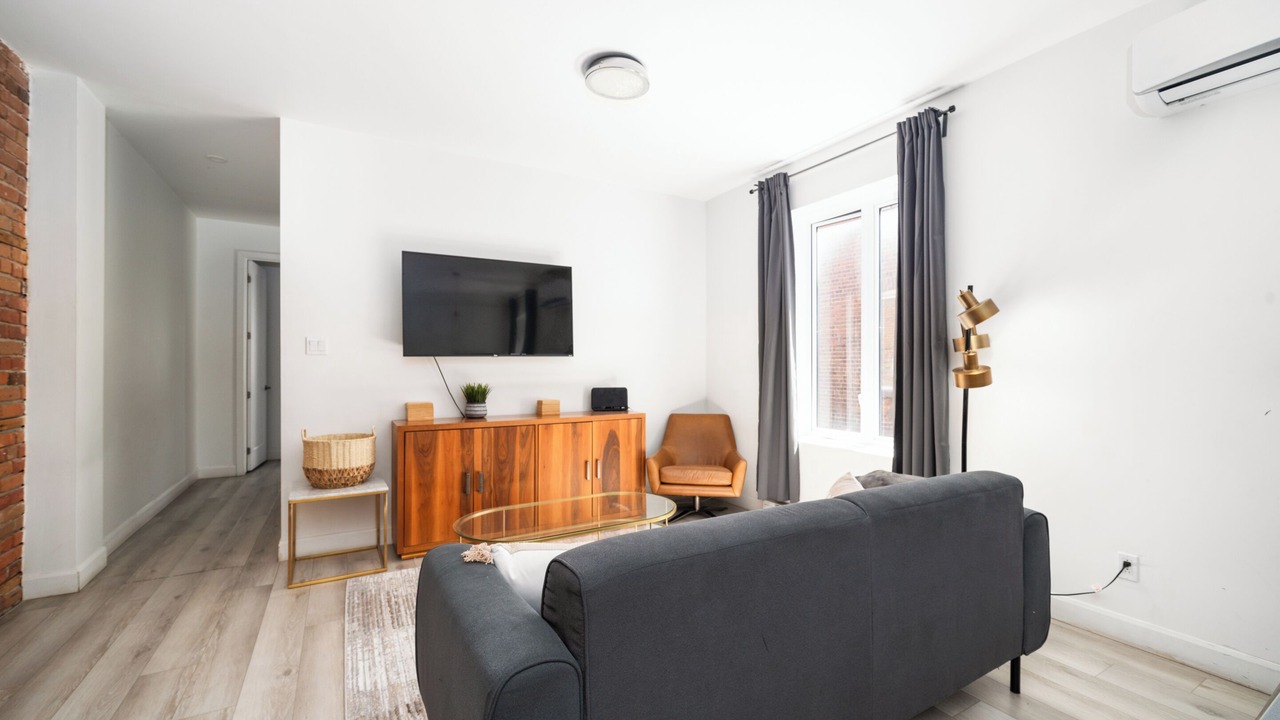 Photo of Livingroom in Mile End