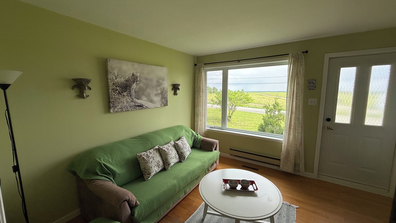 Photo of Livingroom in Saint-Laurent-de-l'ile d'Orleans