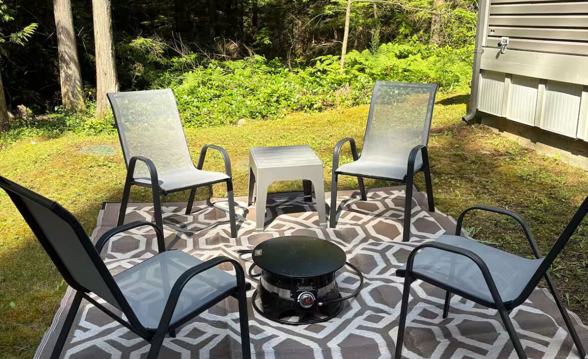 Photo of Patio Balcony in Roberts Creek