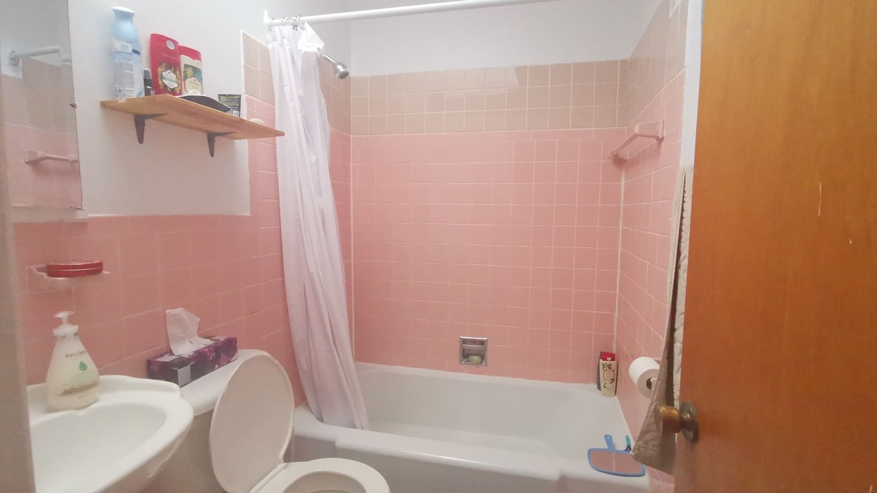 Photo of Bathroom in Lachine