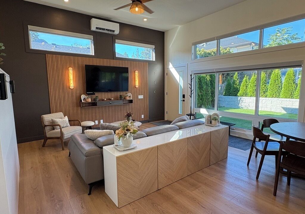 Photo of Livingroom in Central Okanagan