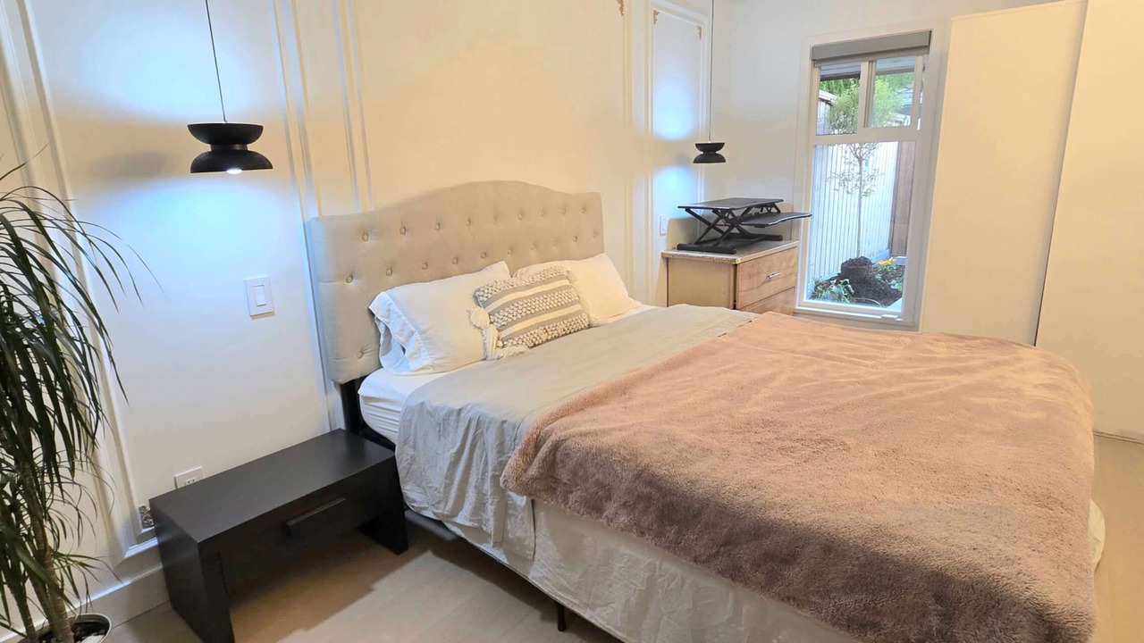 Photo of Bedroom in Steveston