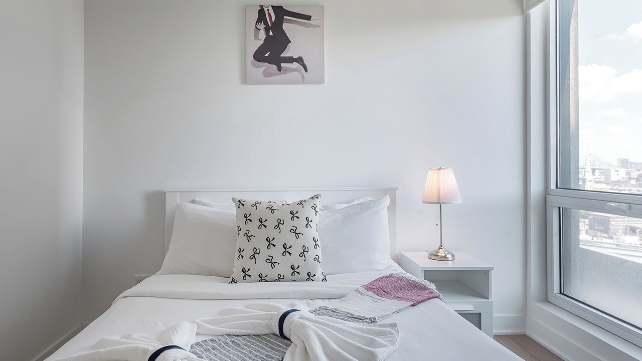 Photo of Bedroom in Quartier des Spectacles