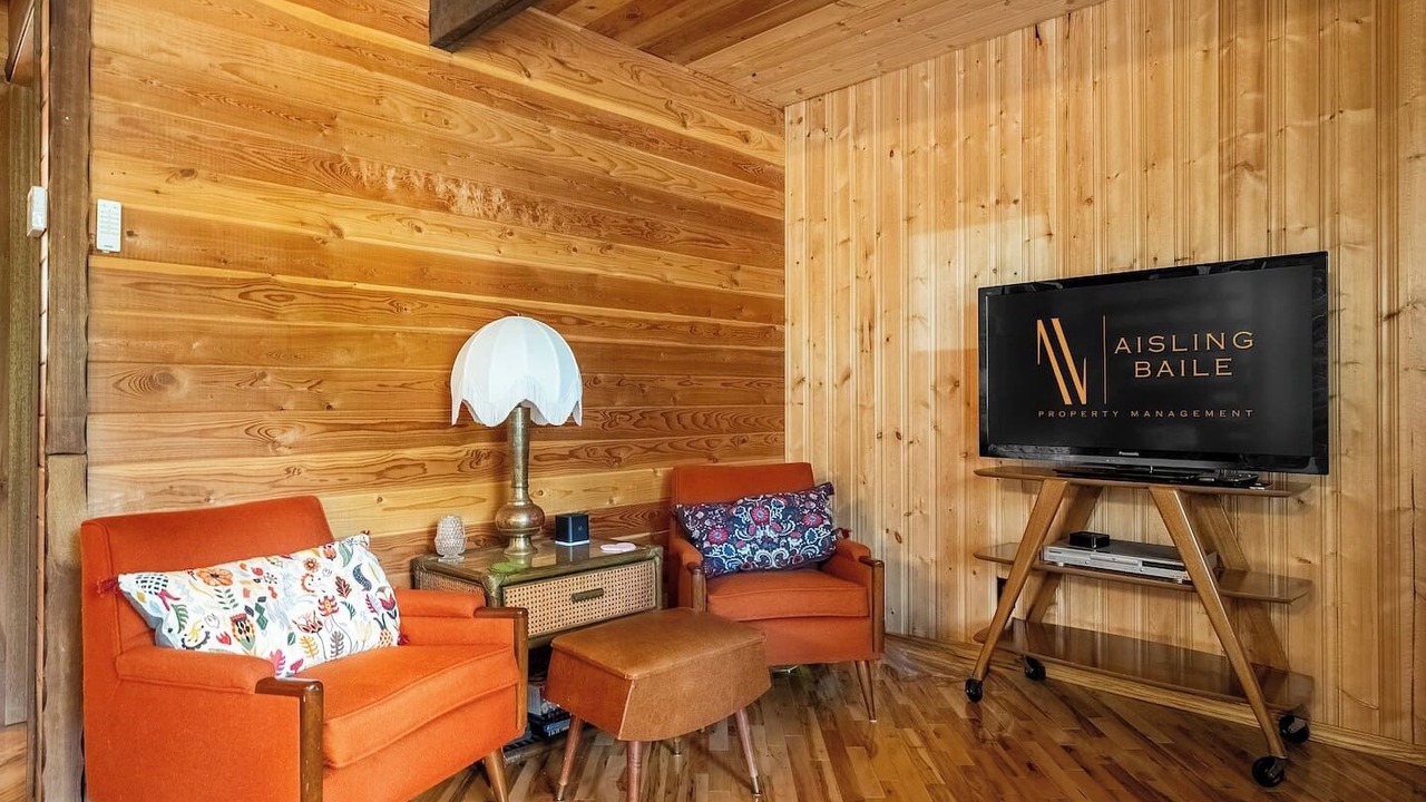 Photo of Livingroom in East Kootenay