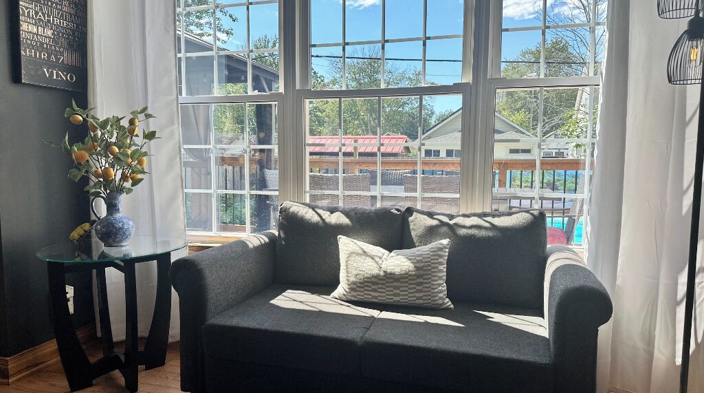 Photo of Livingroom in Crystal Beach