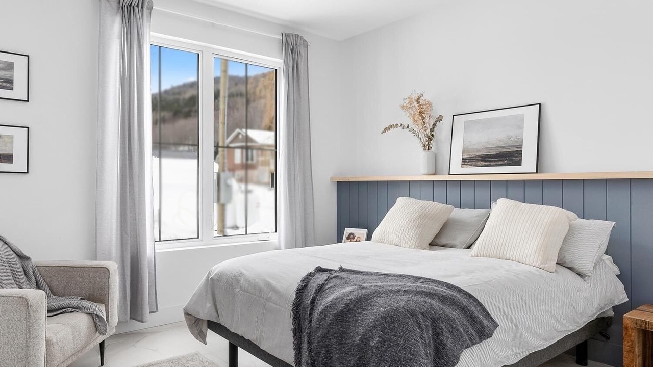 Photo of Bedroom in Petite-Riviere-Saint-Francois