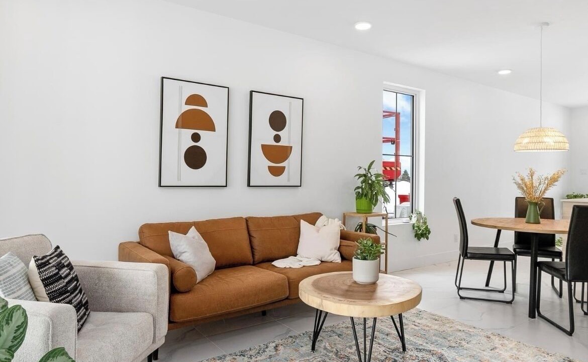Photo of Livingroom in Petite-Riviere-Saint-Francois