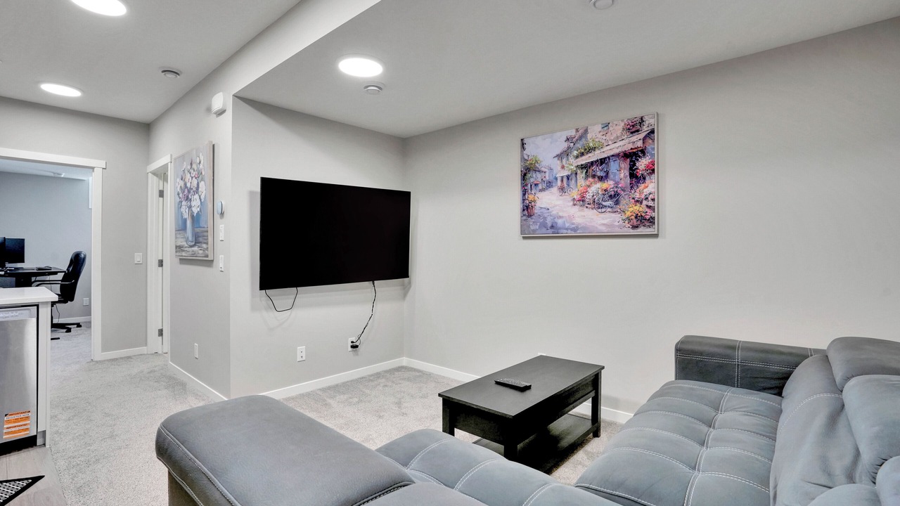 Photo of Livingroom in Southeast Calgary