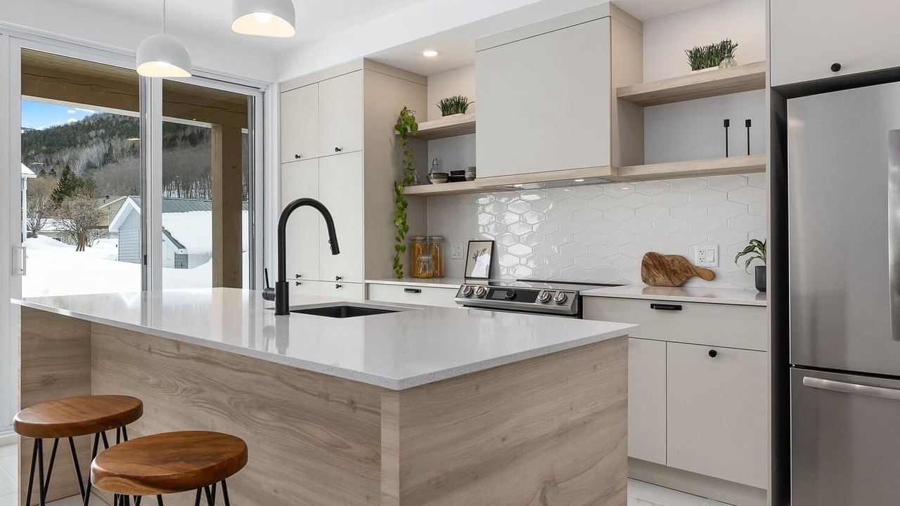 Photo of Kitchen in Petite-Riviere-Saint-Francois