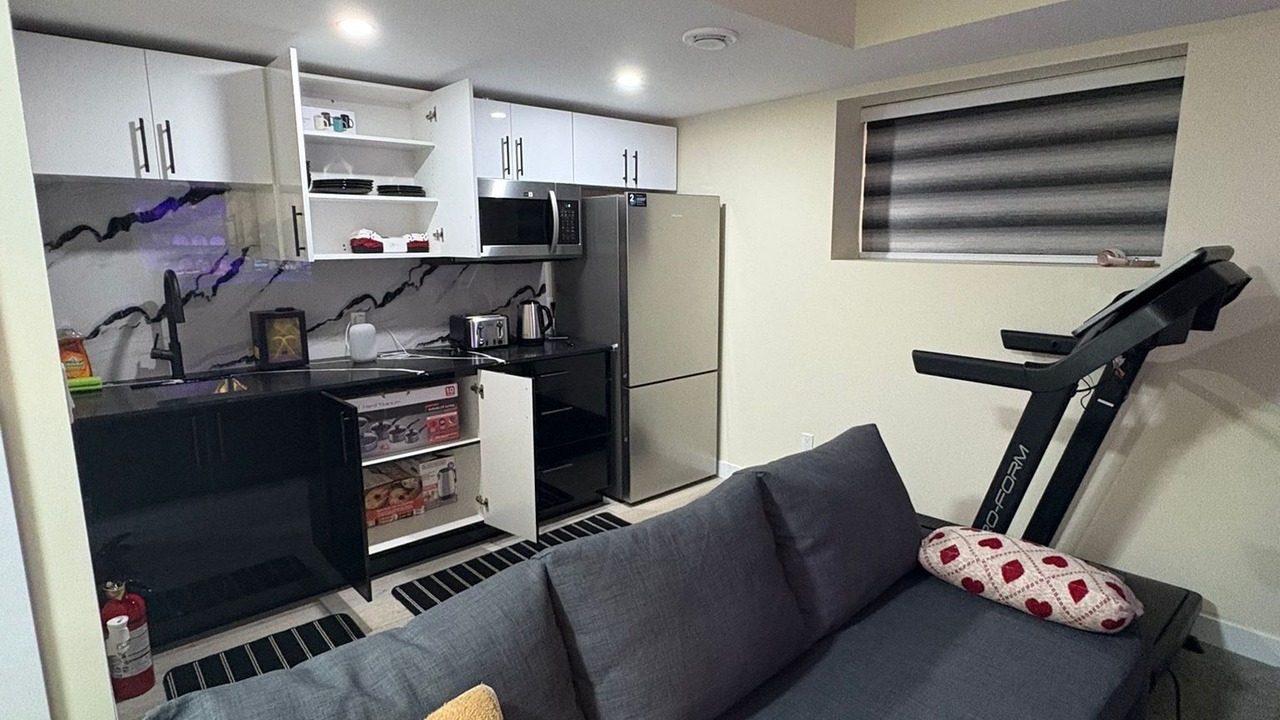 Photo of Livingroom in Transcona