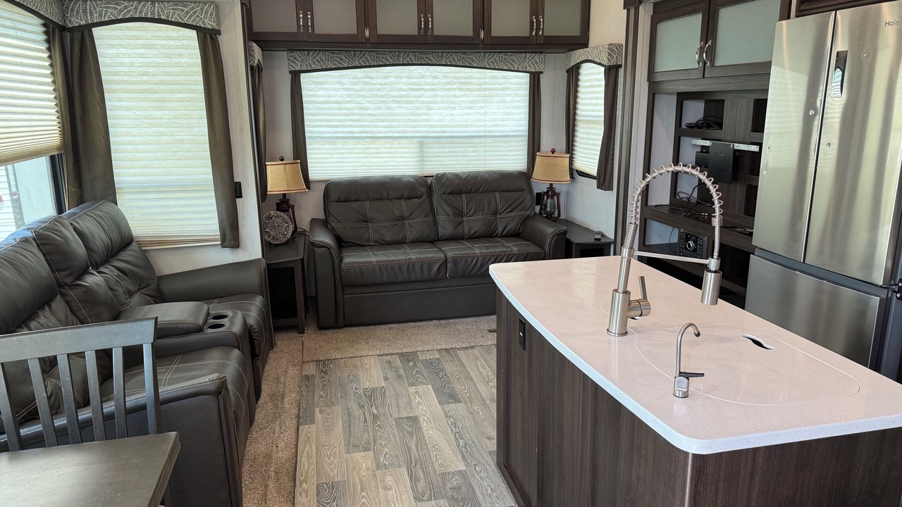 Photo of Livingroom in Dunnville