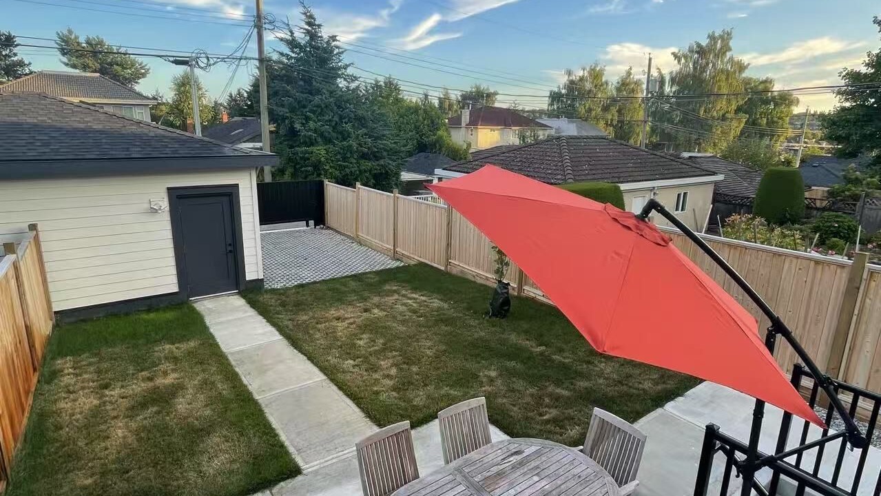 Photo of Outdoor in Arbutus Ridge