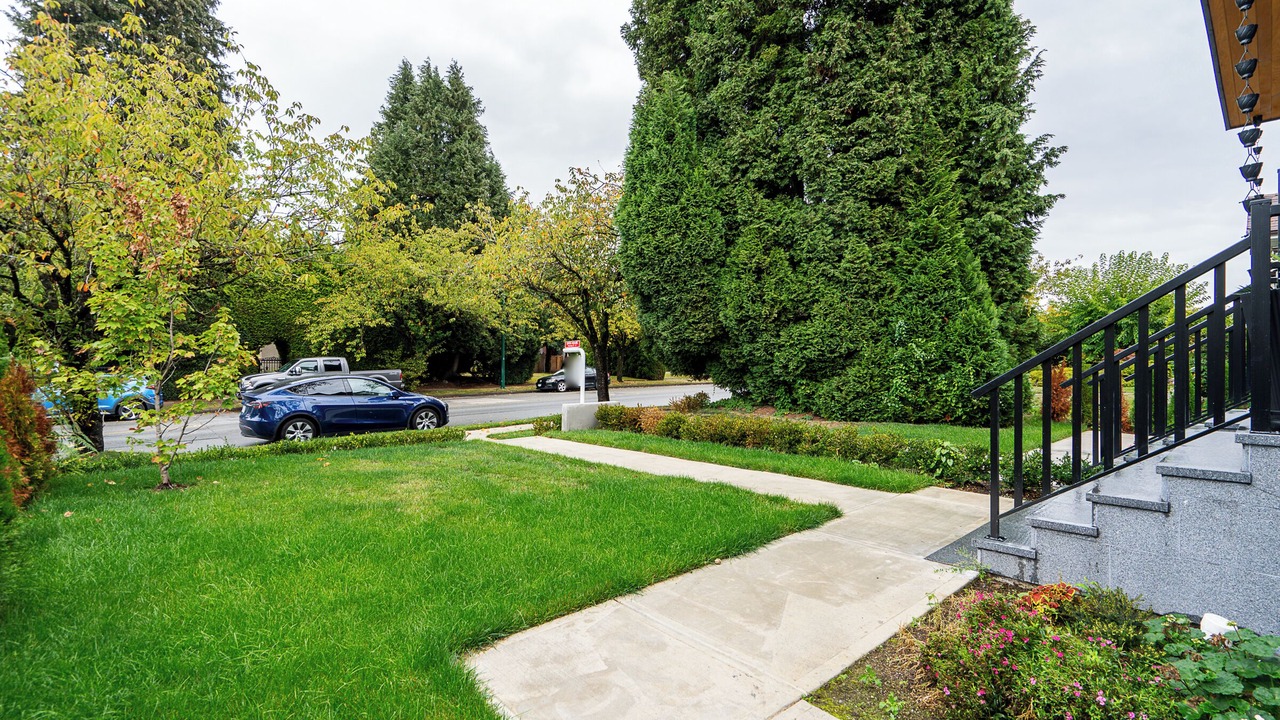 Photo of Outdoor in Arbutus Ridge