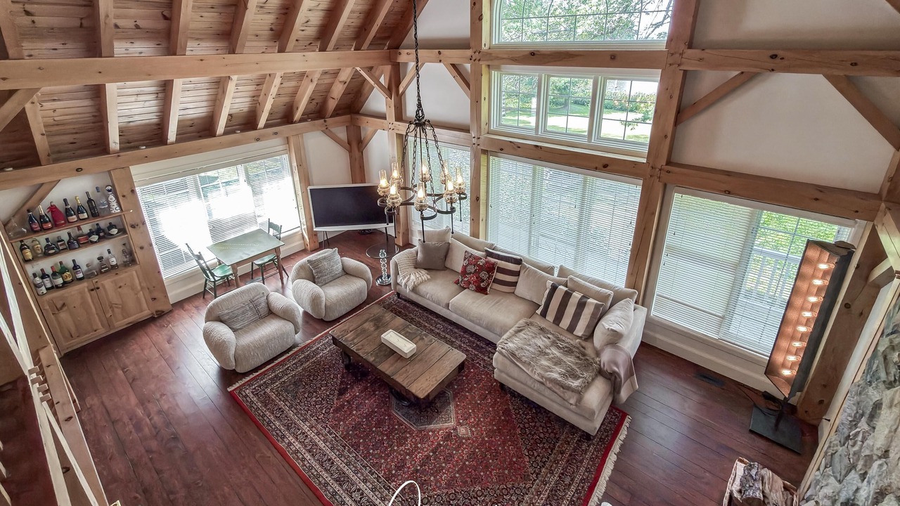 Photo of Bedroom in Gravenhurst