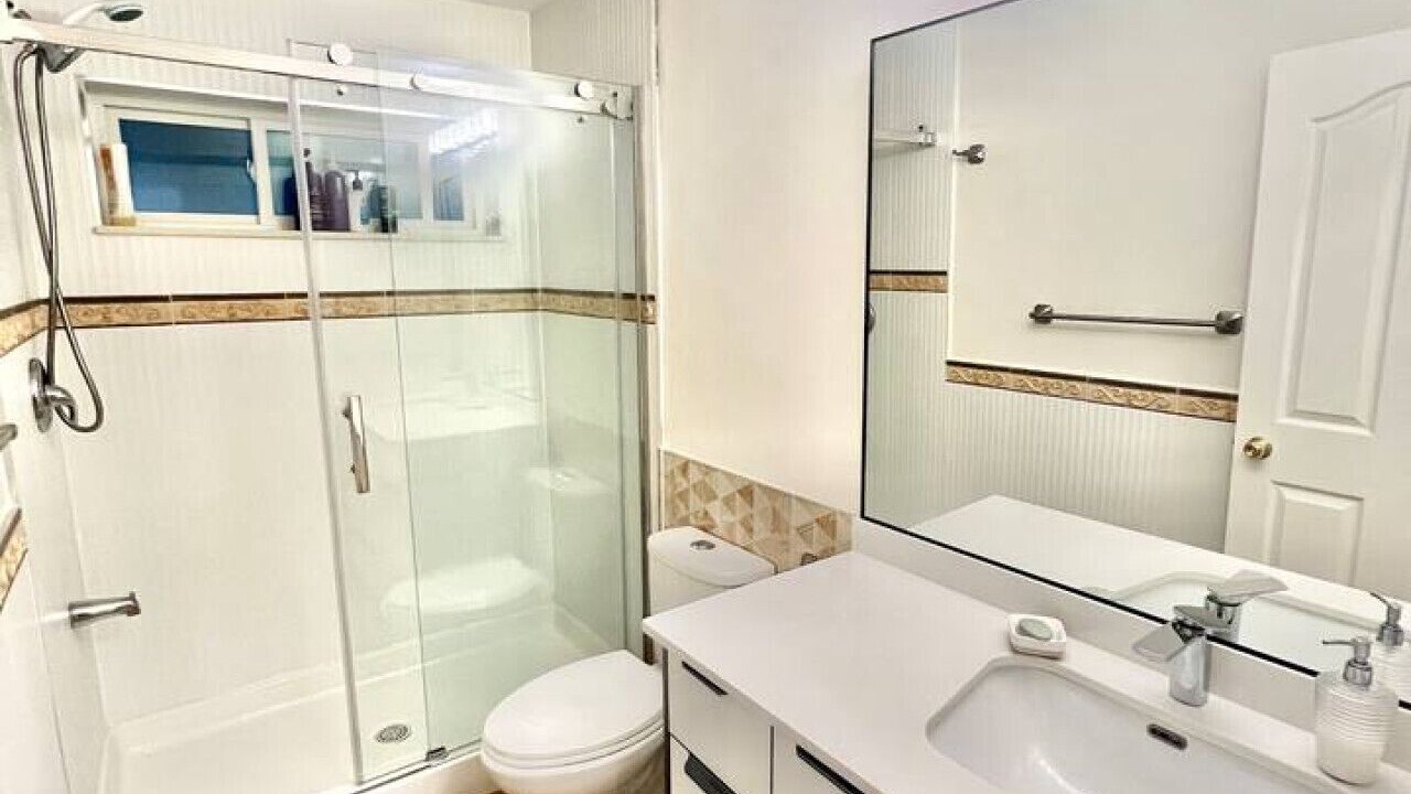 Photo of Bathroom in Maple Ridge