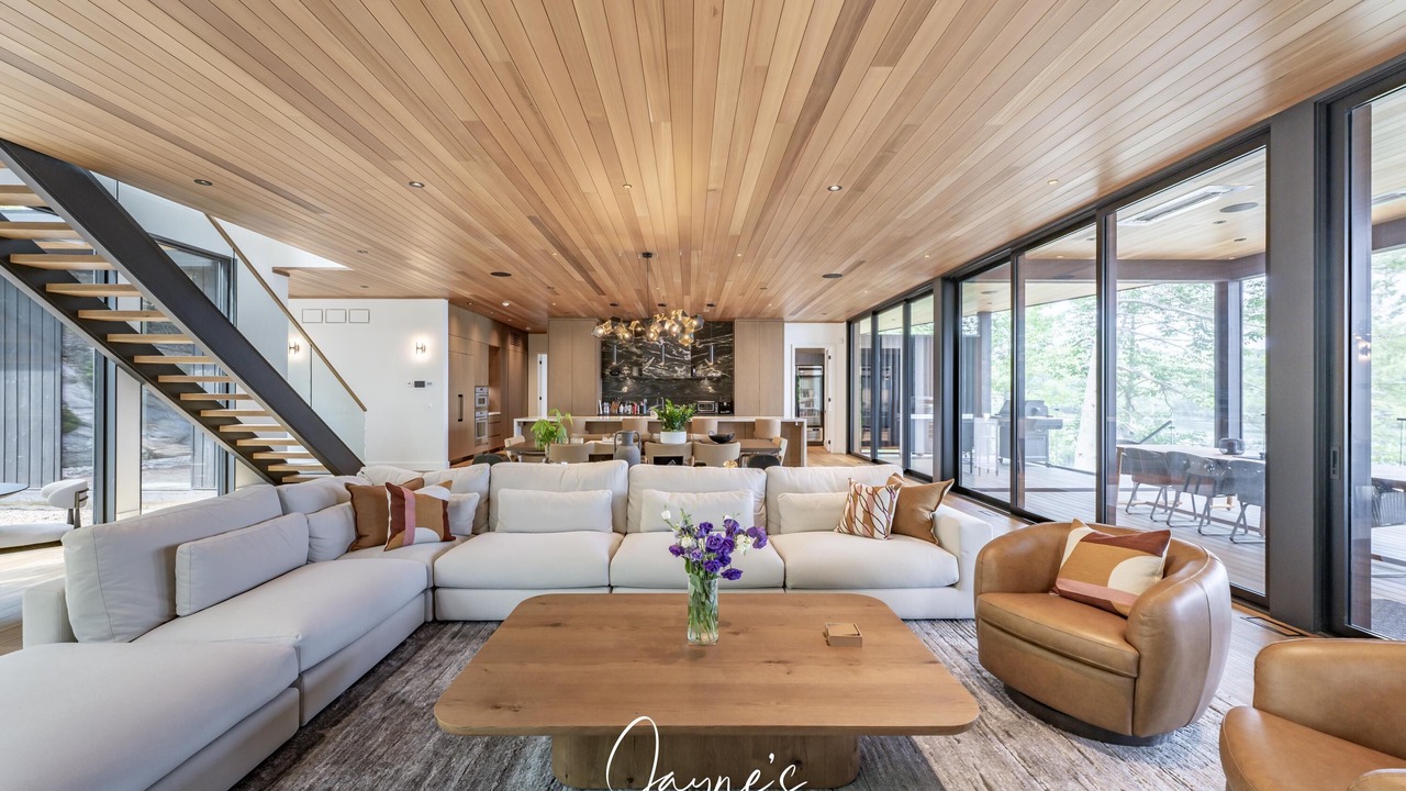 Photo of Bedroom in Muskoka Lakes
