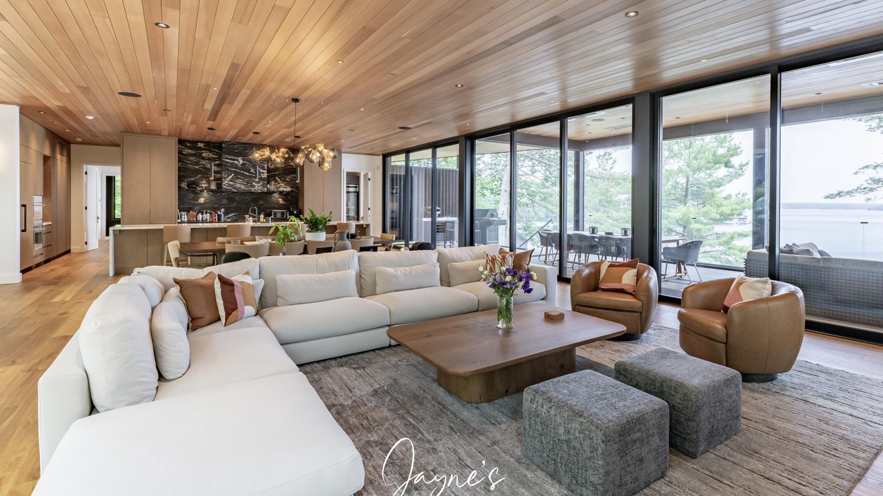 Photo of Bedroom in Muskoka Lakes