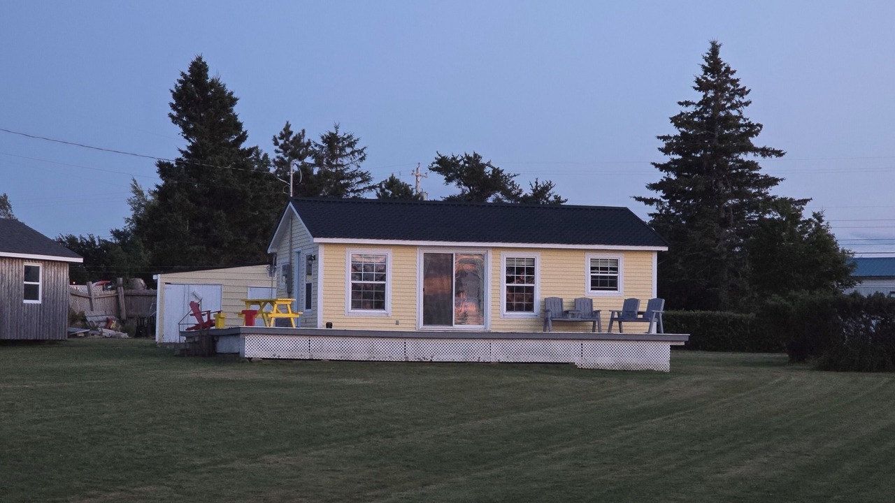 Photo of Outdoor in Amherst Shore