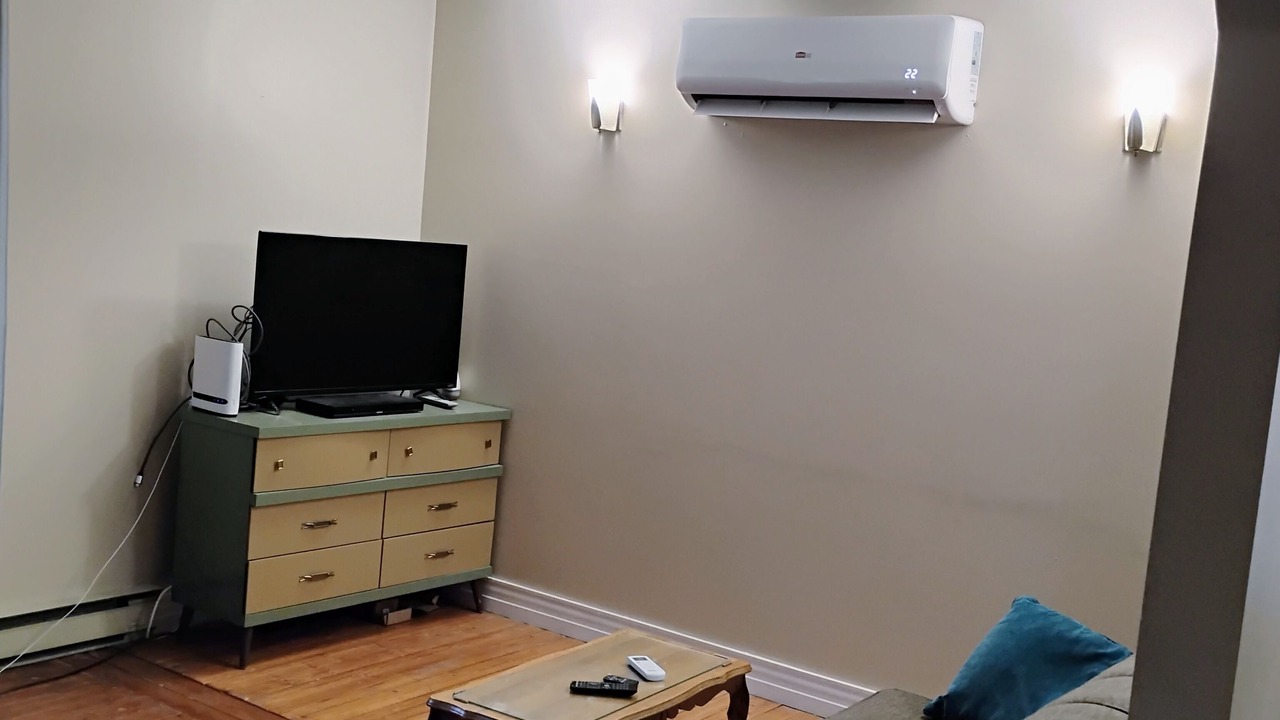 Photo of Livingroom in Deer Lake