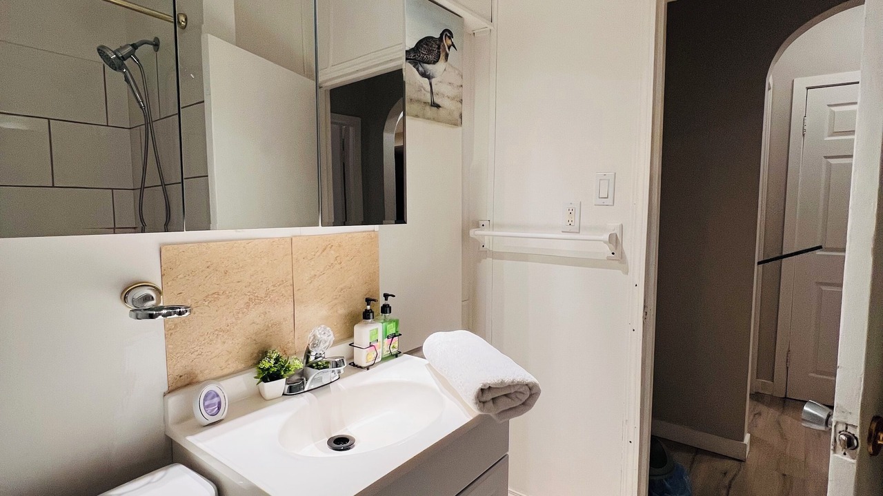 Photo of Bathroom in Medicine Hat