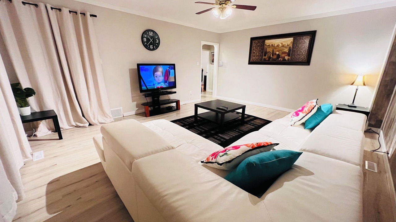 Photo of Livingroom in Medicine Hat