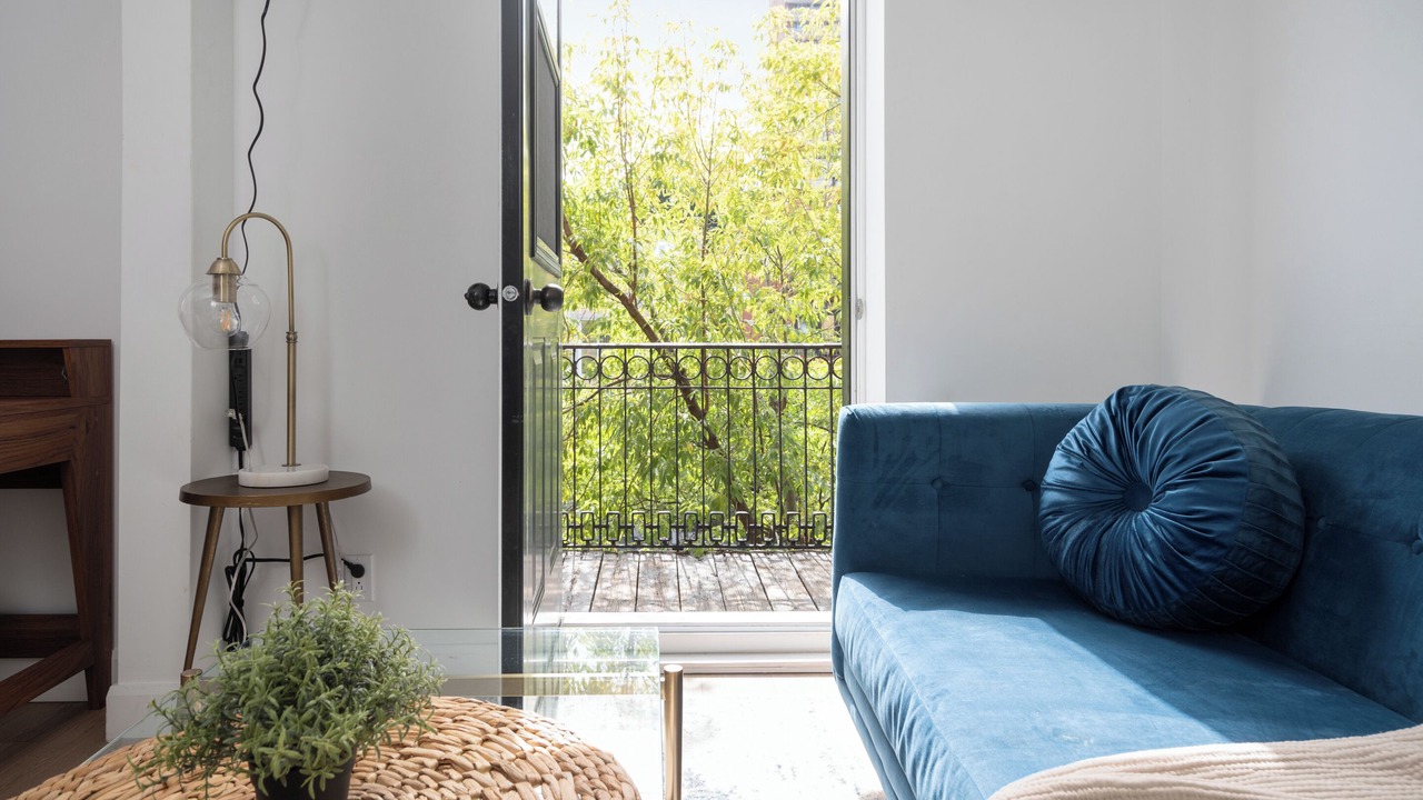 Photo of Livingroom in Mile End