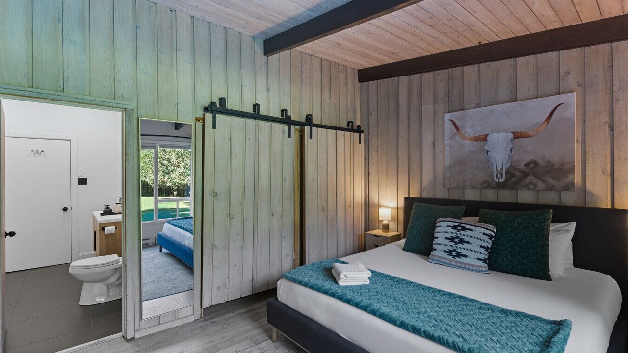 Photo of Bedroom in Mont-Tremblant