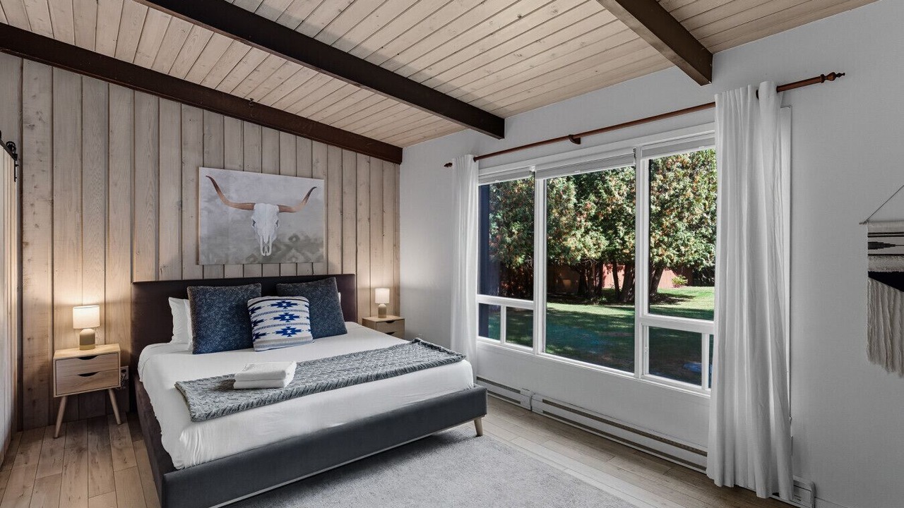 Photo of Bedroom in Mont-Tremblant