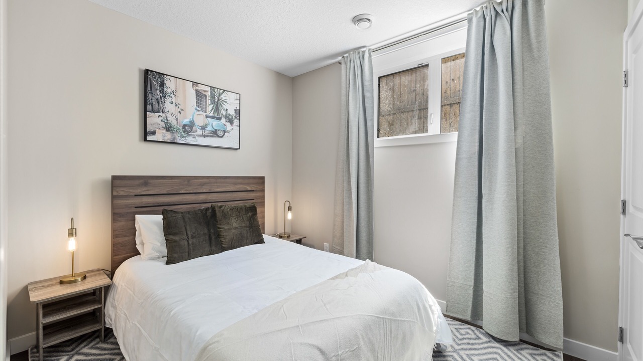 Photo of Bedroom in Jasper Place