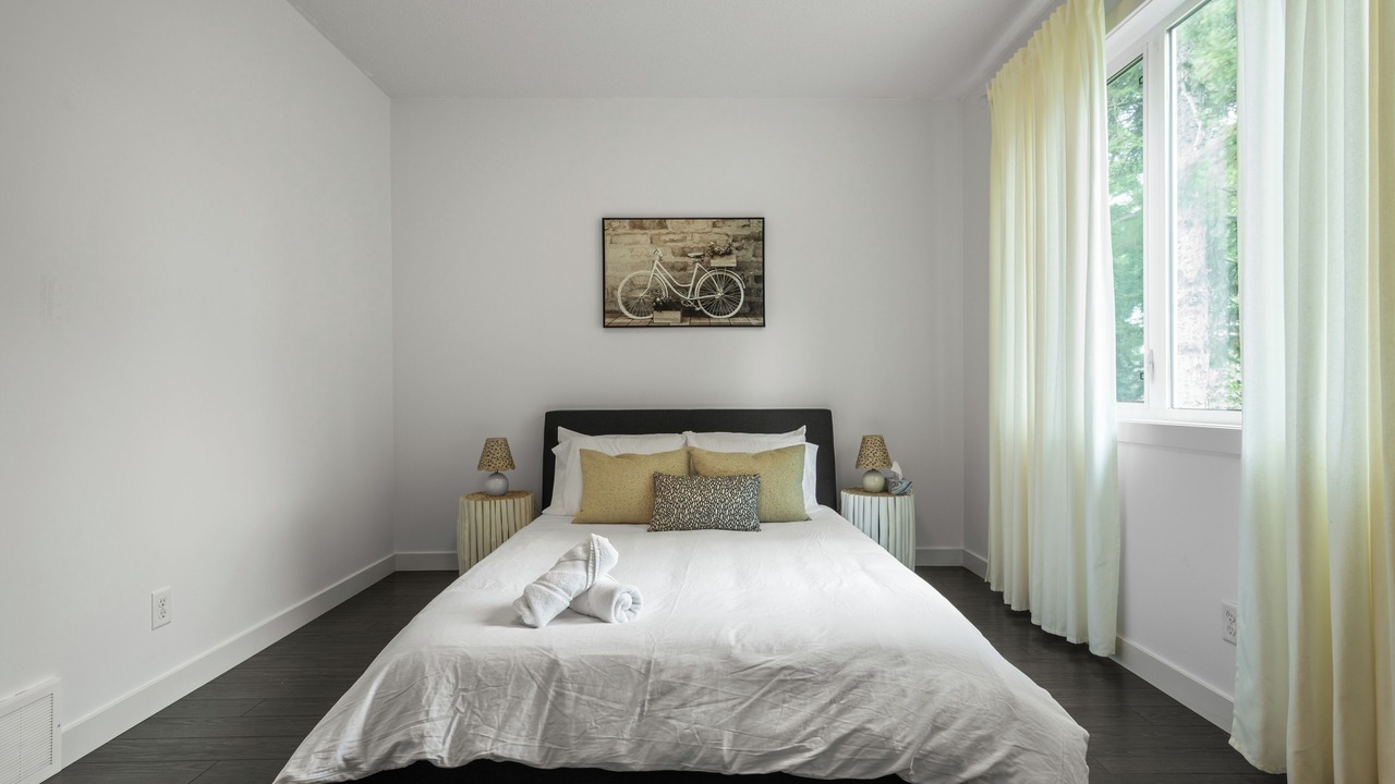 Photo of Bedroom in Jasper Place