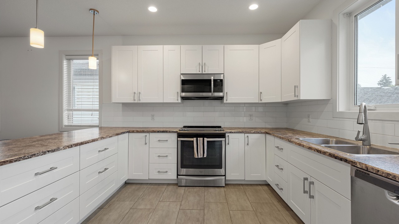 Photo of Kitchen in Jasper Place