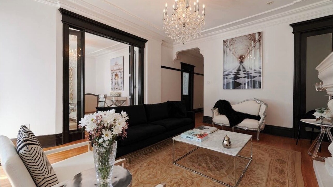 Photo of Livingroom in Little Italy