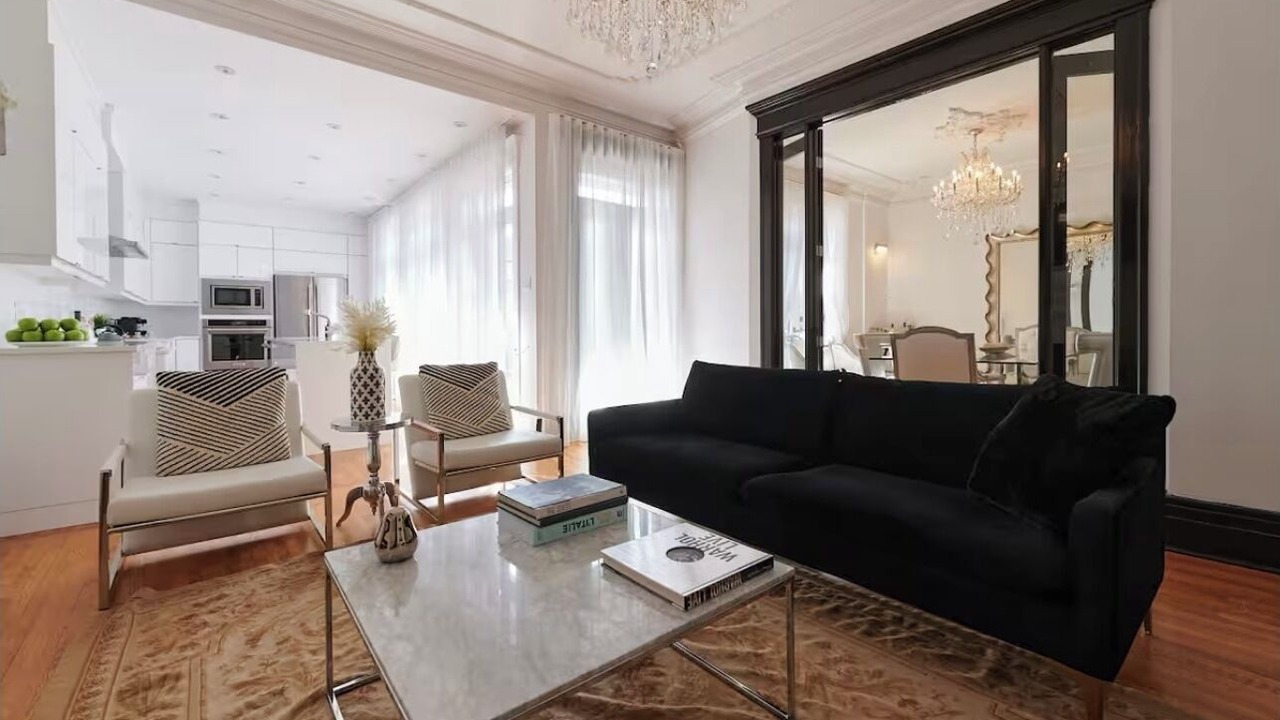 Photo of Livingroom in Little Italy