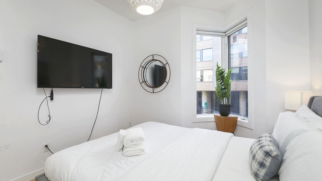 Photo of Bedroom in Quartier des Spectacles