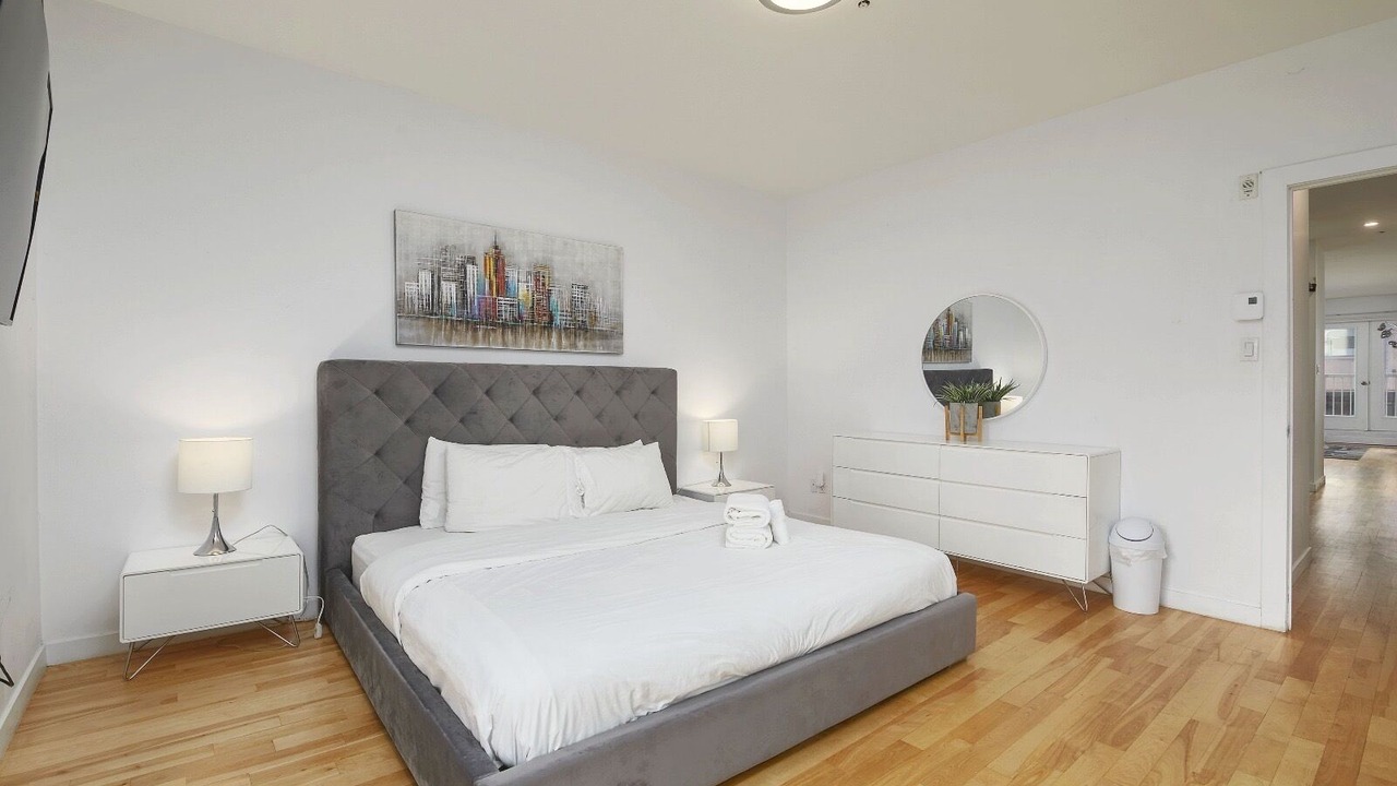 Photo of Bedroom in Quartier des Spectacles