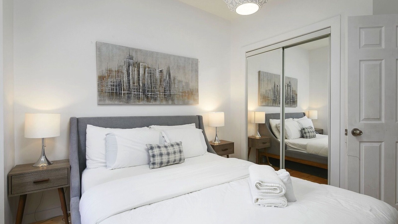 Photo of Bedroom in Quartier des Spectacles