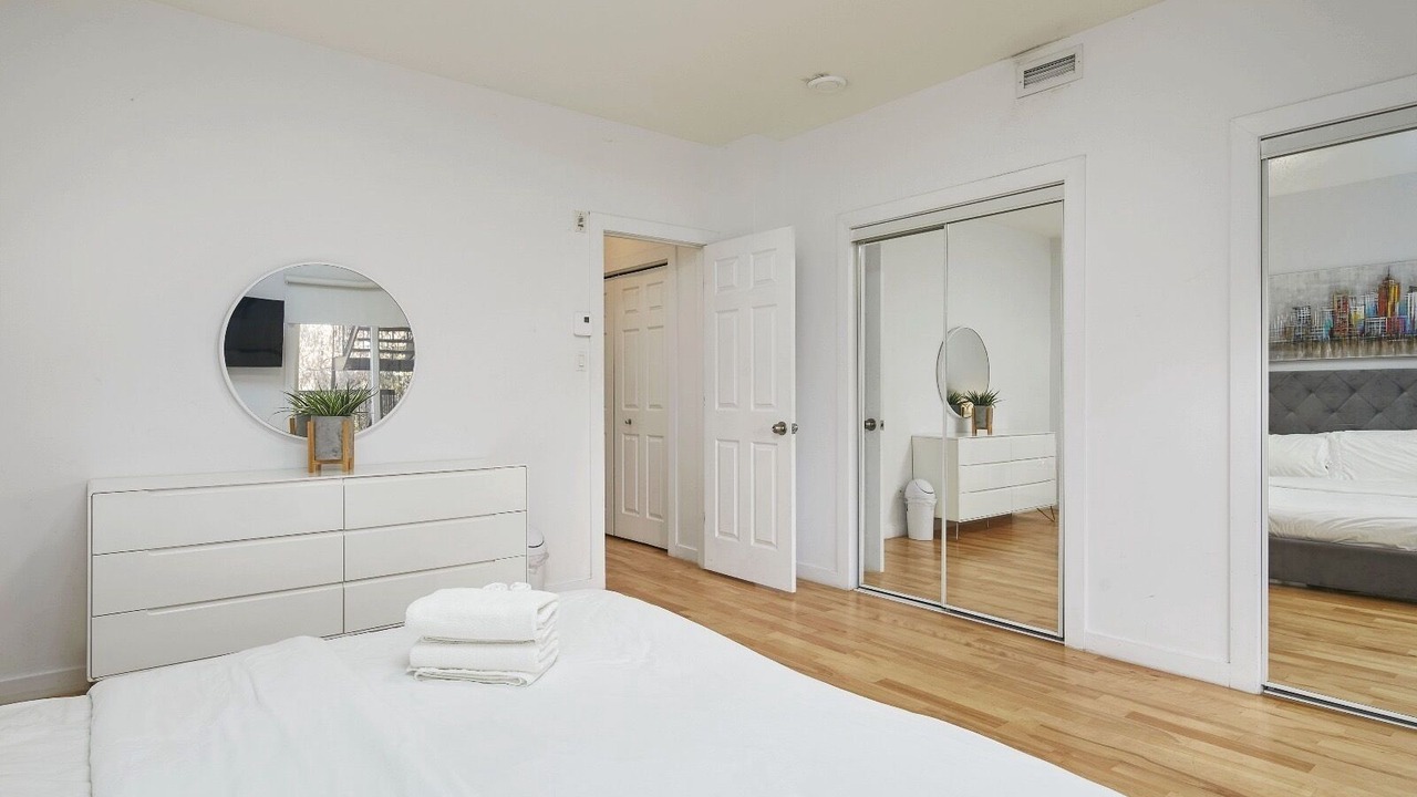 Photo of Bedroom in Quartier des Spectacles