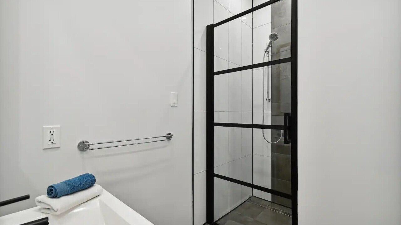 Photo of Bathroom in Chertsey