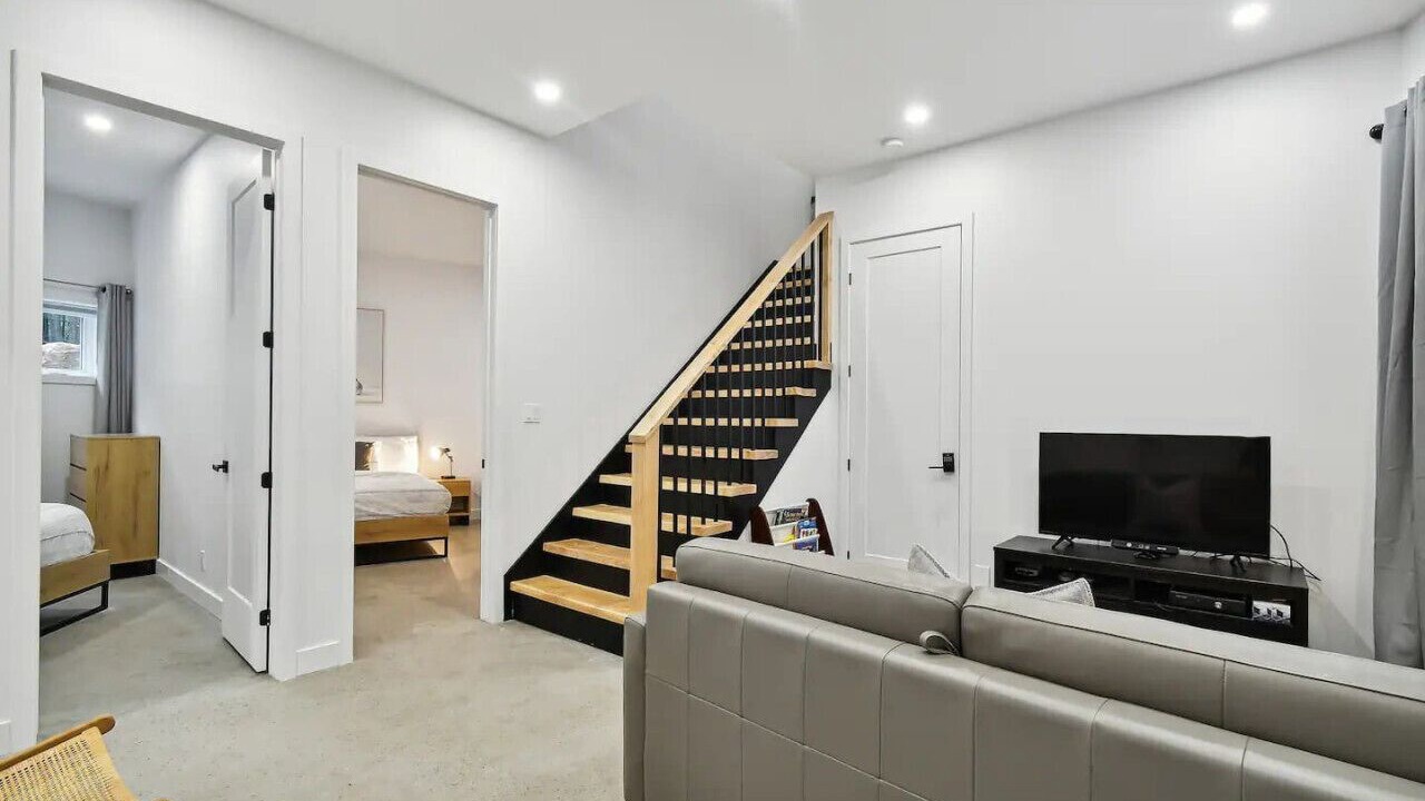 Photo of Livingroom in Chertsey