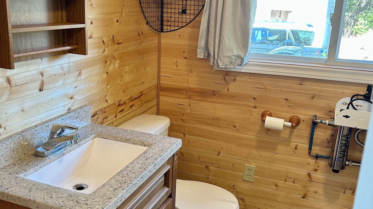 Photo of Bathroom in Five Islands
