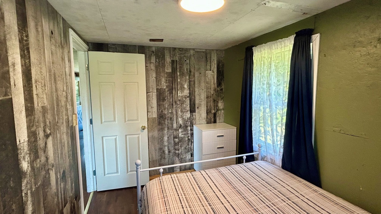 Photo of Bedroom in Five Islands