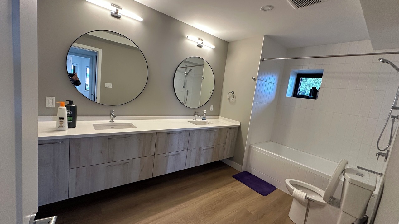 Photo of Bathroom in Halfmoon Bay
