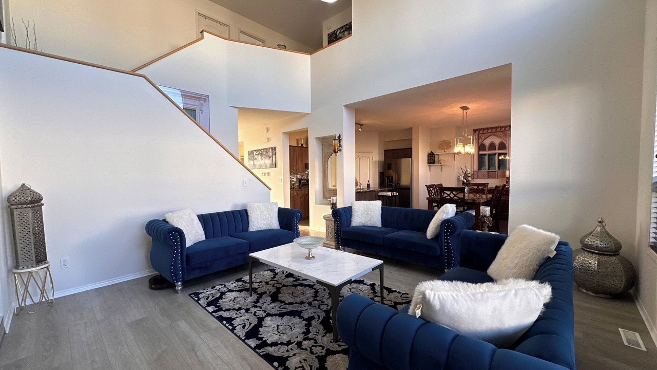 Photo of Livingroom in Winnipeg