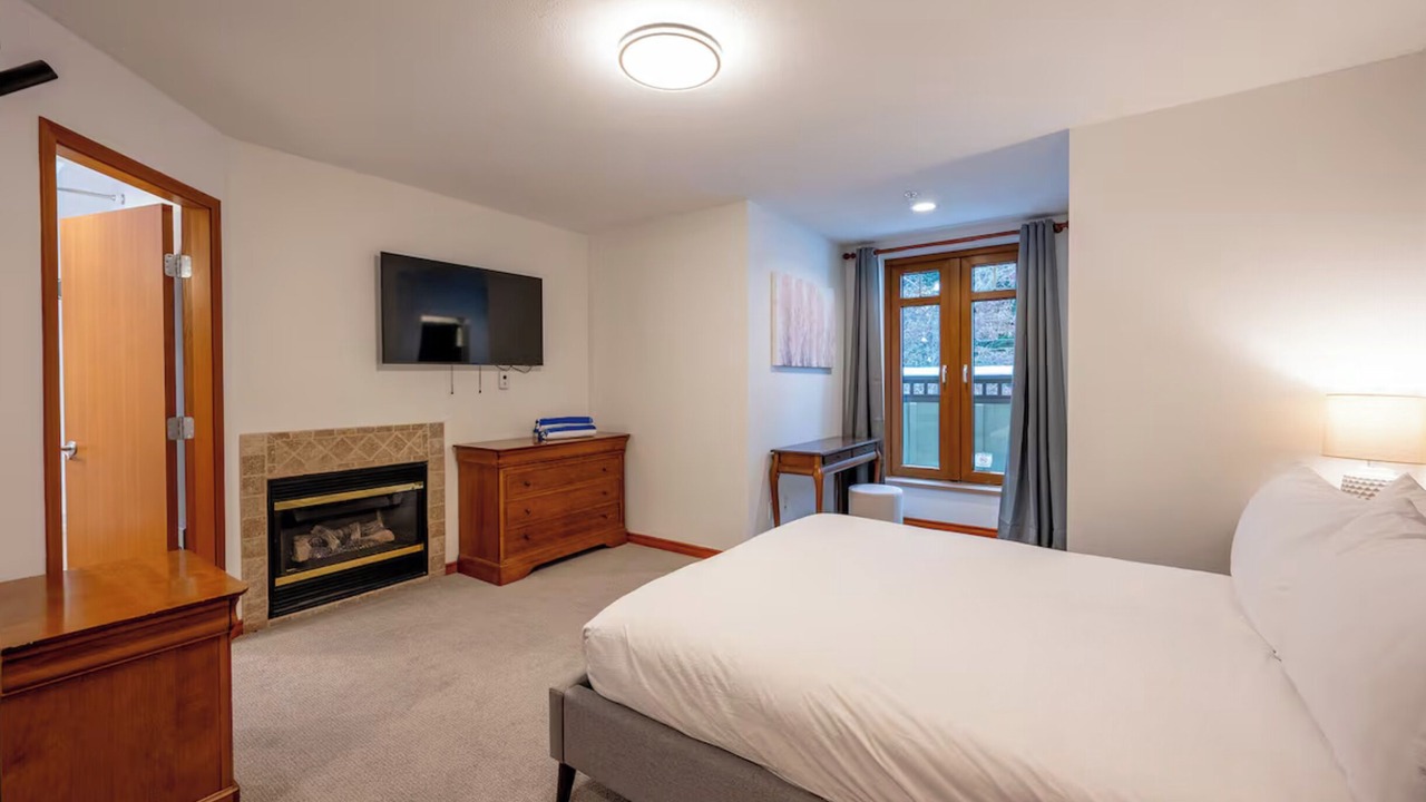 Photo of Bedroom in Blueberry Hill